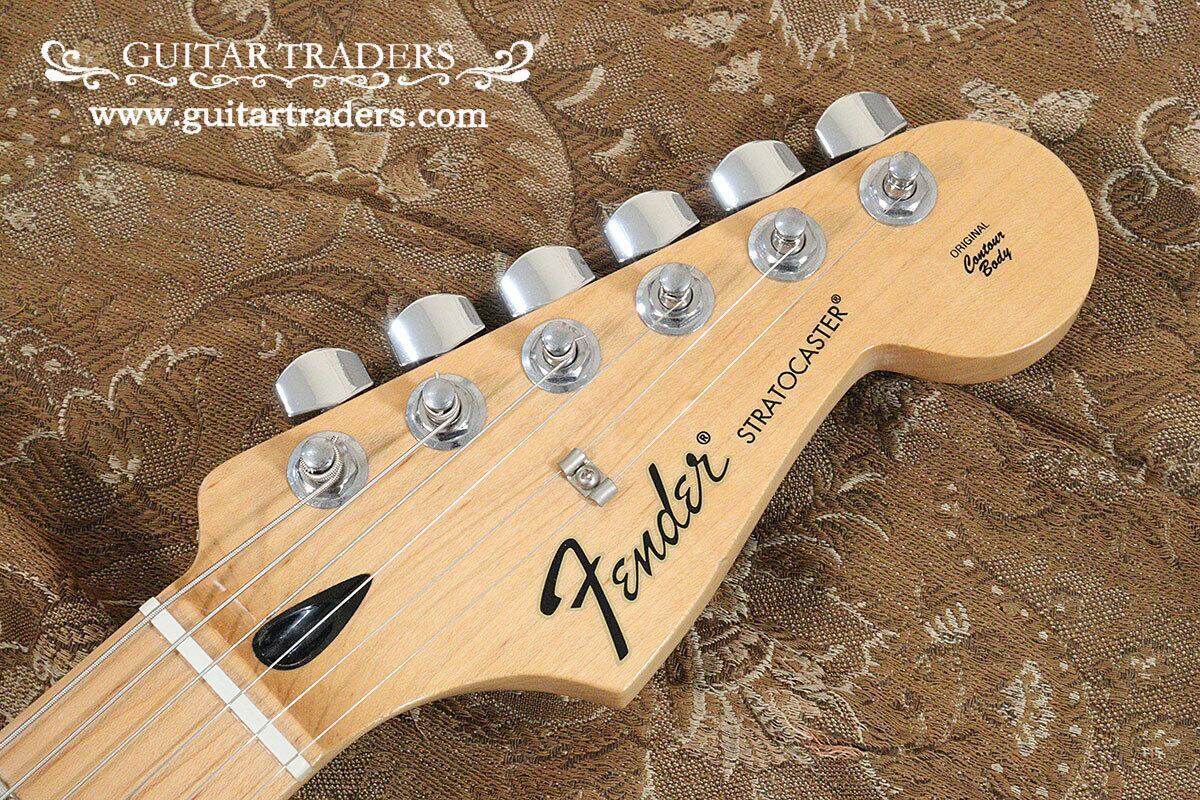 Fender 2015y Standard Stratocaster