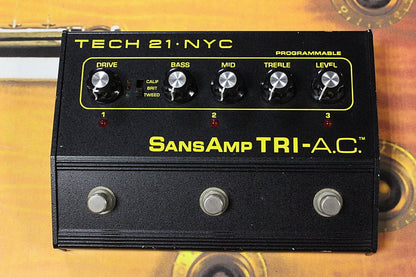 Tech 21 2000's Sans Amp TRI-A.C.