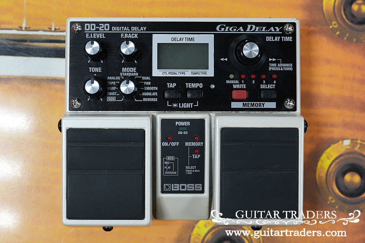 BOSS DD-20 Digital Delay "GIGA DELAY"